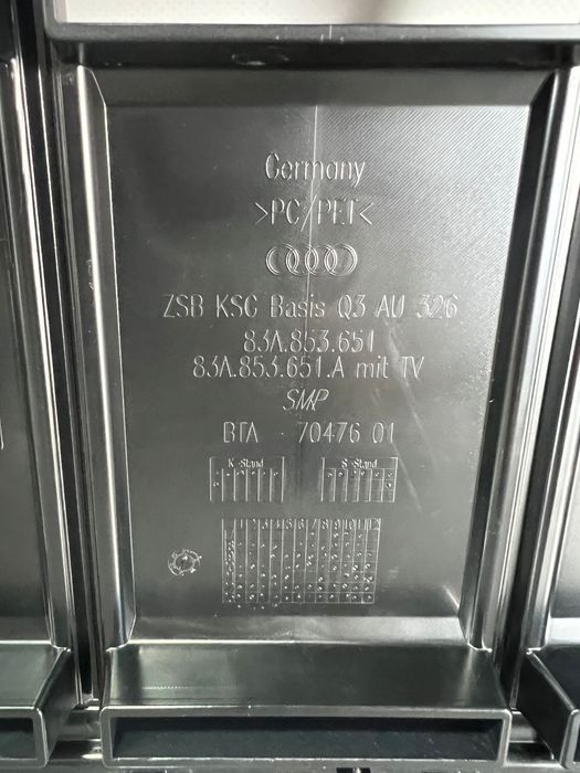 Grila Centrala OEM Audi Q3 83A 2021