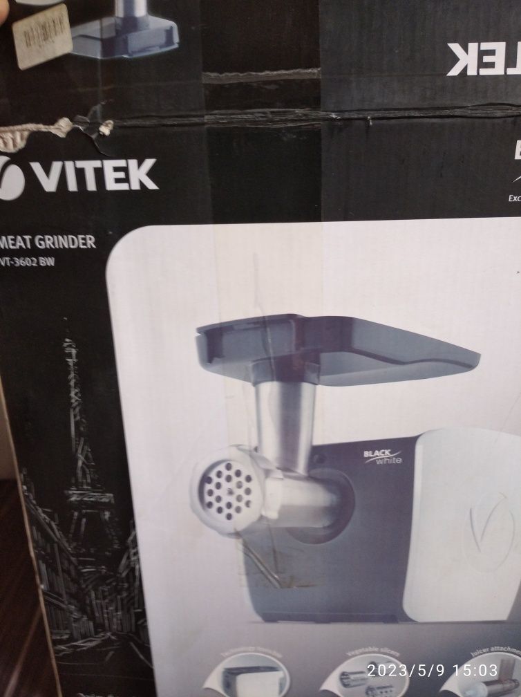 Продам мясорубку vitek