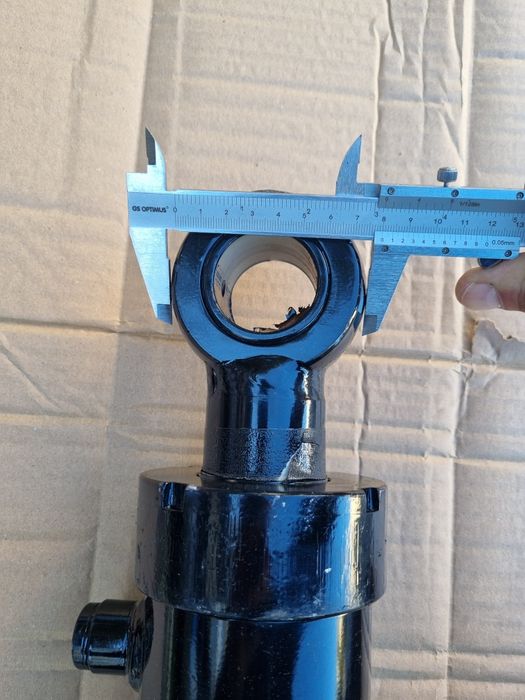 Cilindru hidraulic plug, incarcator frontal,  spargator, crapator lemn