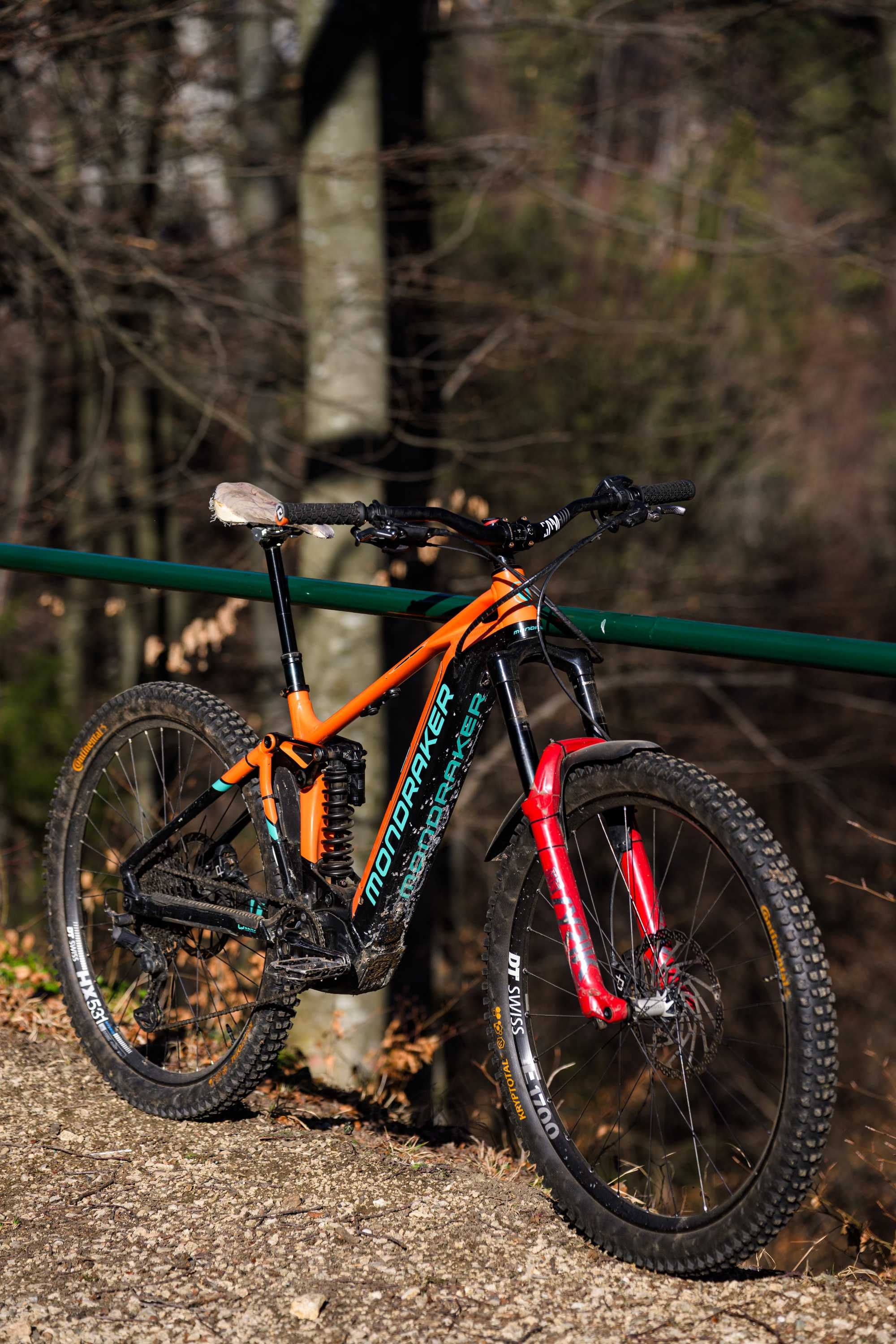 Bicicleta electrica e-mtb enduro Mondraker Level M
