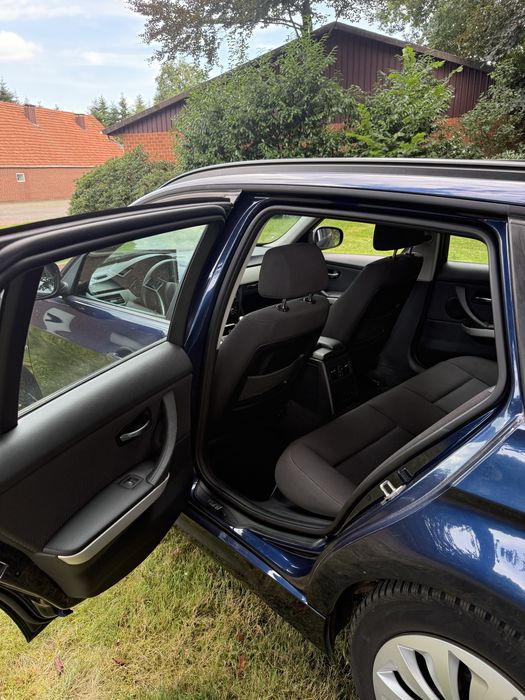 Bmw 318D Touring 2012