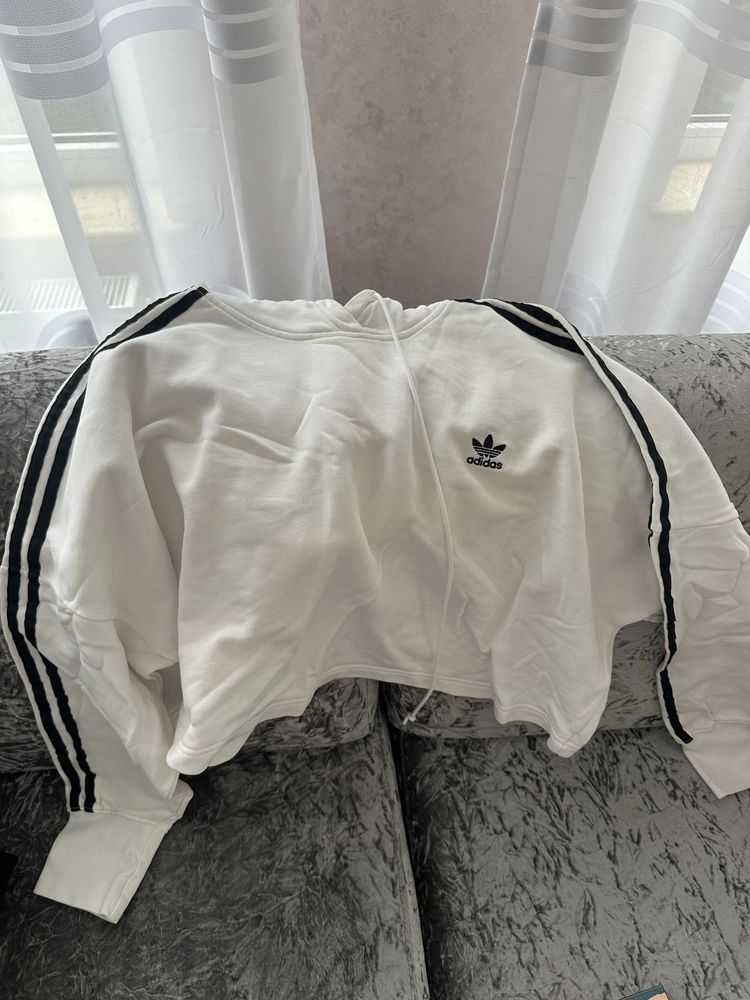 Hanorac adidas cropped