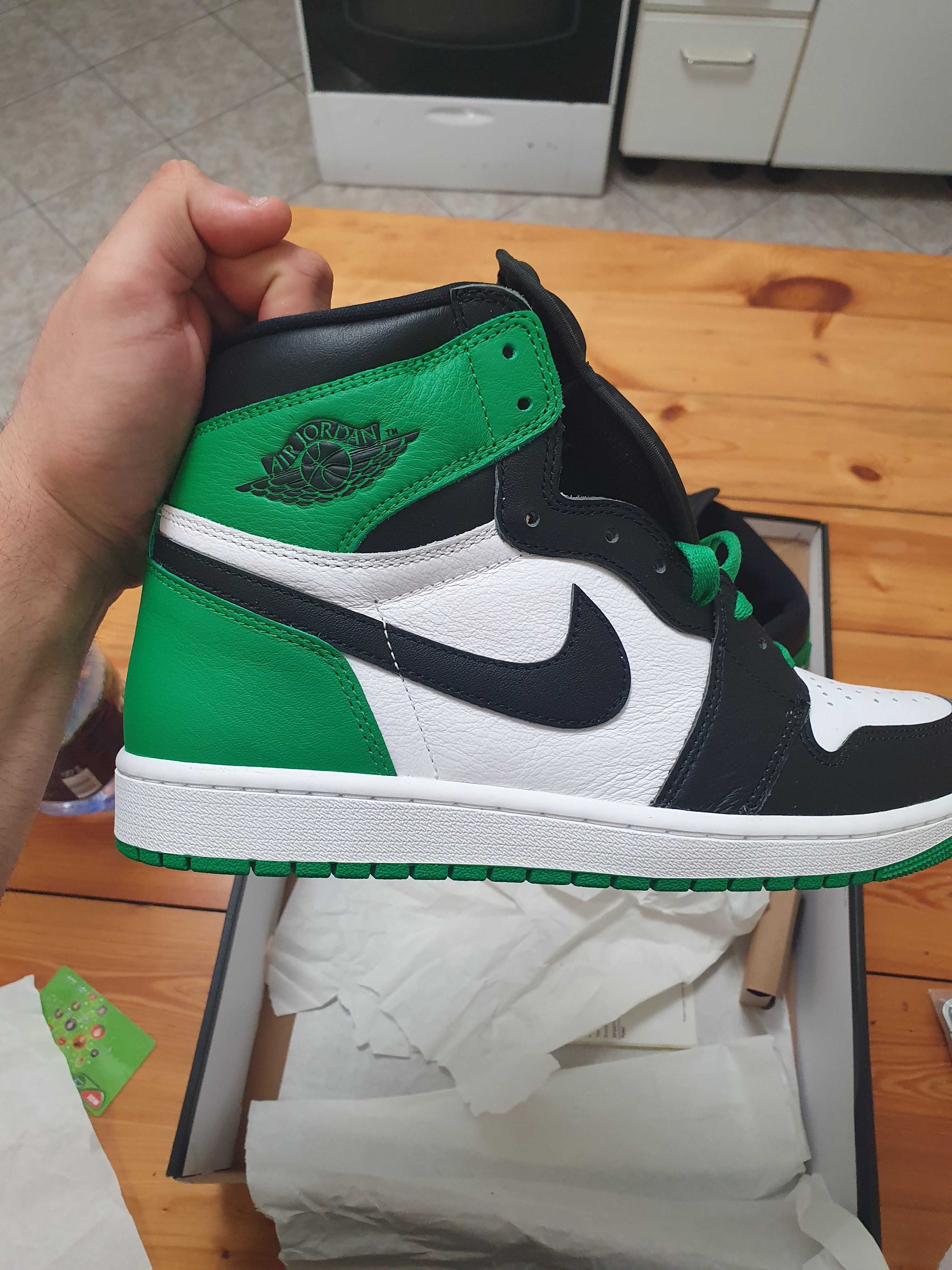 Jordan retro 1 high OG Lucky green