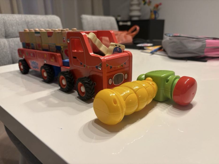 Camion cu remorcă Peppa Pig