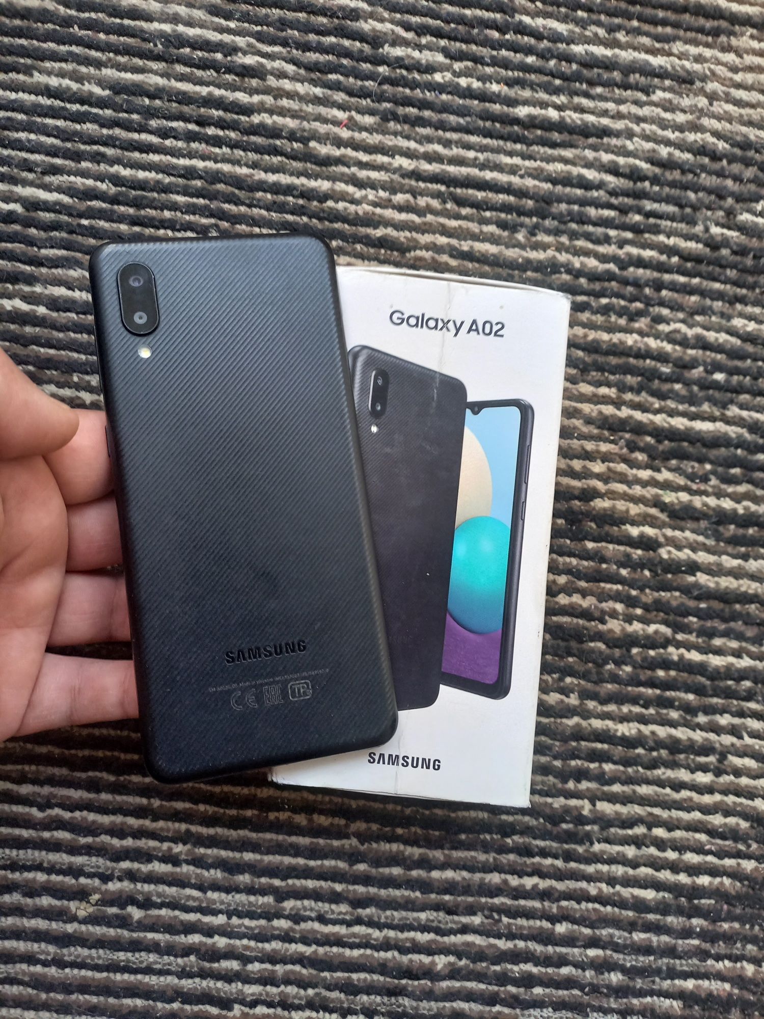 Samsung A02 holati ideal tiniq 32GB hotirasi 2 sim karta imeyka bo'gan