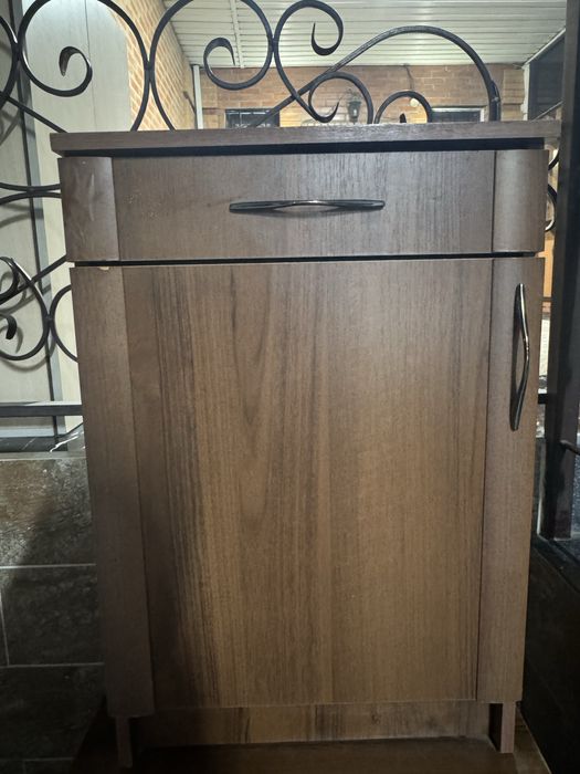 Тумбочки в прихожую