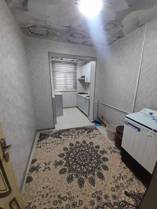 Шахарни марказида, Микраройонда 2 хонали квартира ижарага берилади.