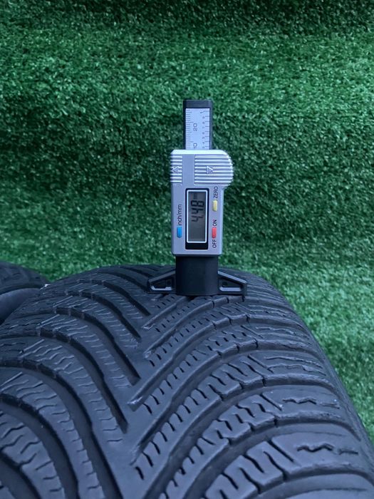 Set 2 anvelope iarna Michelin Alpin 5 215 65 R17 DOT 3122