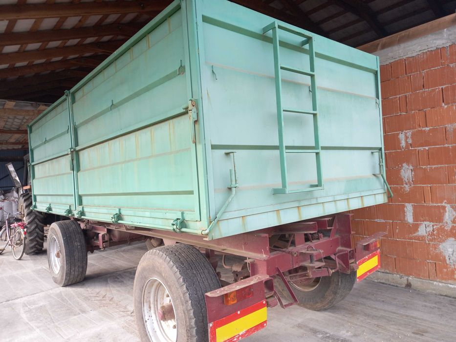 Remorcă de vânzare