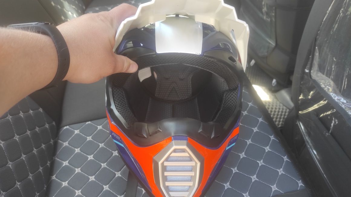 Продам новый шлем / мотошлем