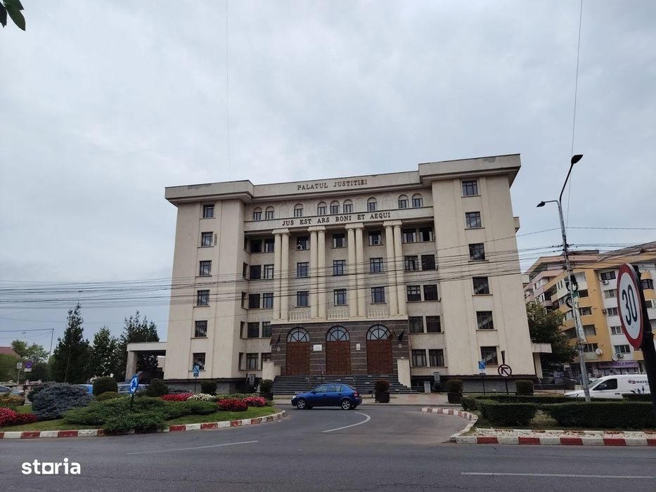 Apartament 2 camere, 65 mp-cu posibilitate de transformare in 3 cam