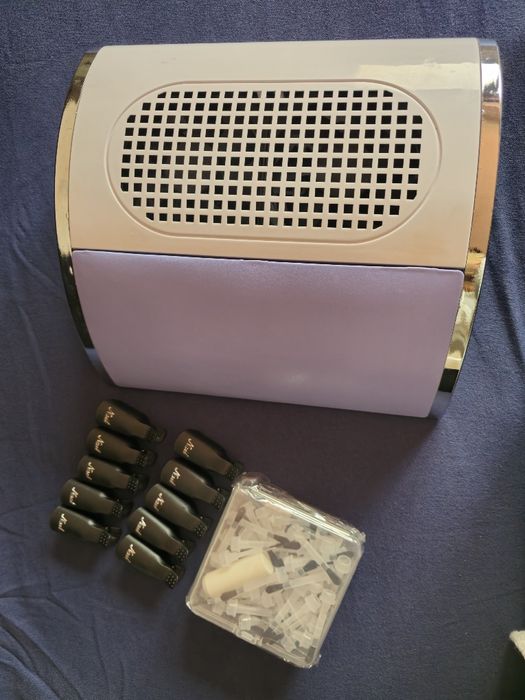 Lampa, aspirator, freza electrica,Set manichiură peste 60 piese