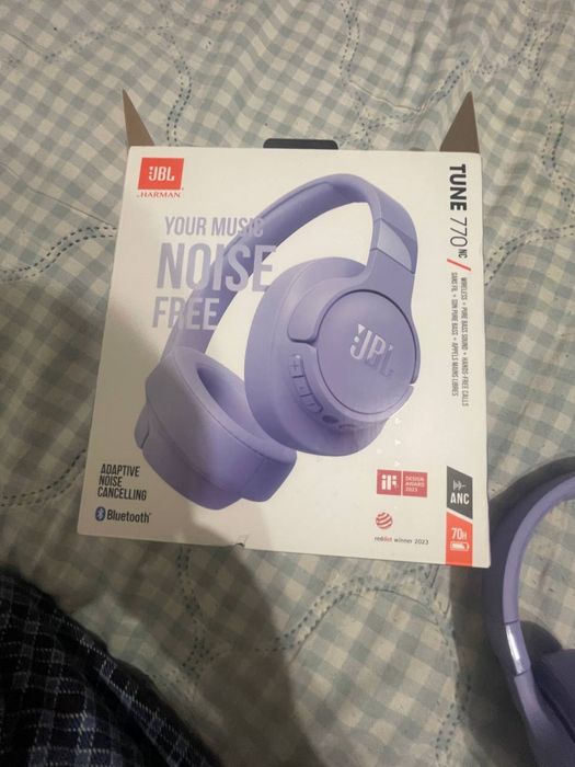 Это наушники jbl 770nc