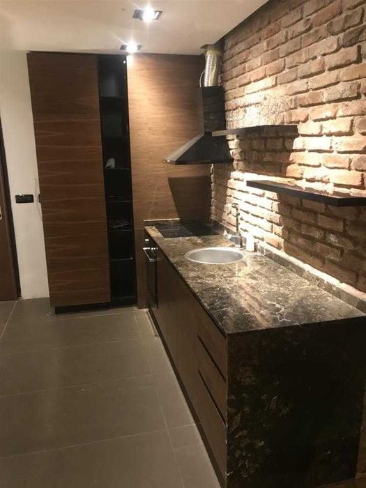 Дава се под наем Двустаен апартамент в Бургас, Изгрев - 58 кв.м за 204 € - Снимка #1