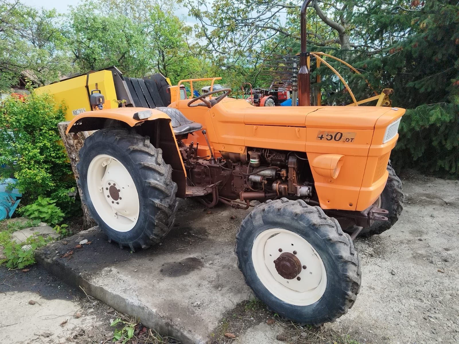 Vând tractor fiat 450dt recent adus