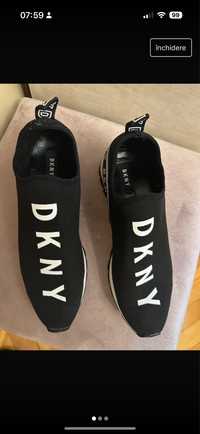 Adidasi femei  DKNY 38 tesatura