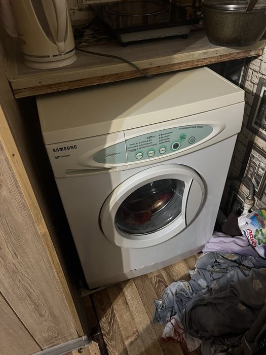 Продается стиральная машина