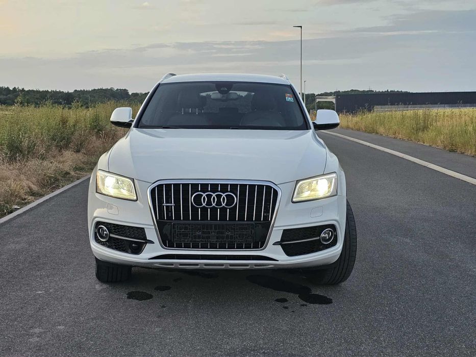 Audi Q5 3.0 tdi sline quatro