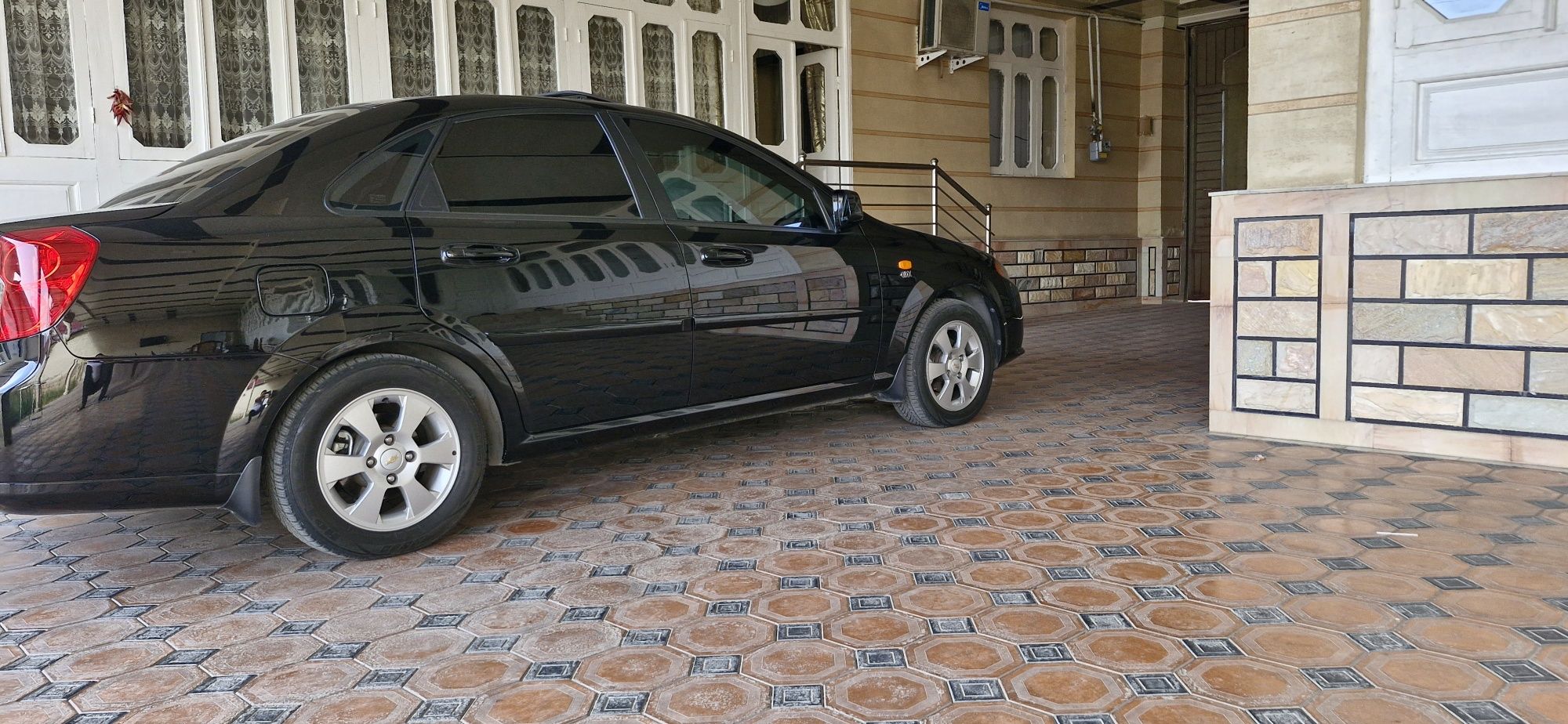 Holati ideal kraska toza. Nasiya savdoga