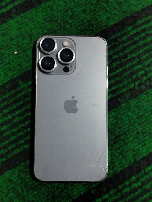 Iphone x 15 pro korpusda sotiladi