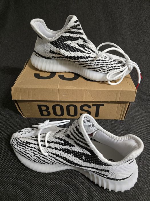 Yeezy 350 Bosst Zebra