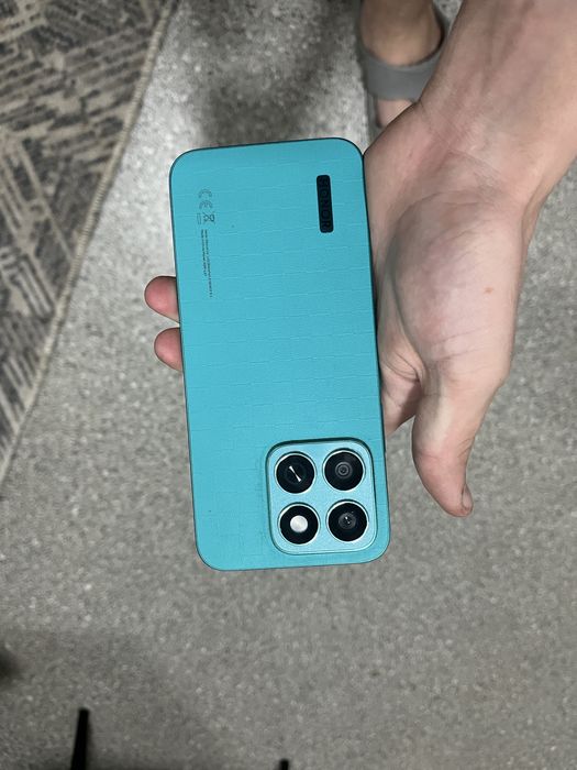 Продам хонор Х8с