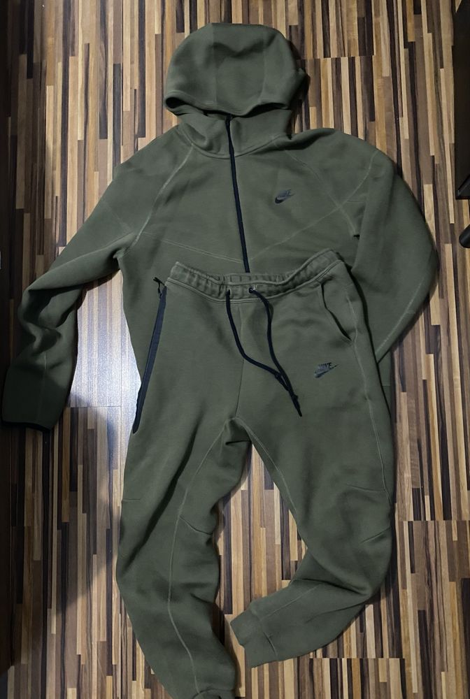 Nike tech fleece екип оригинален - зелен