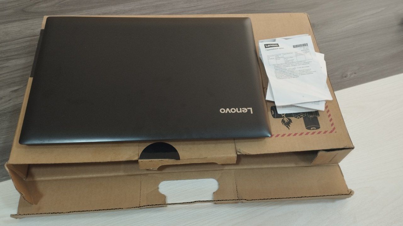 Lenovo noetbuk sotiladi