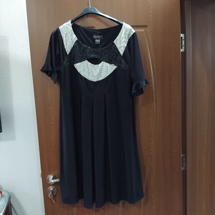 Рокля Lucy. L размер