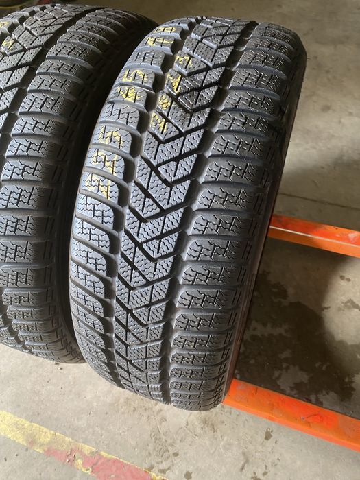 Anvelope iarna 225/45/18 Pirelli Sottozero 3 225 45 18 R18