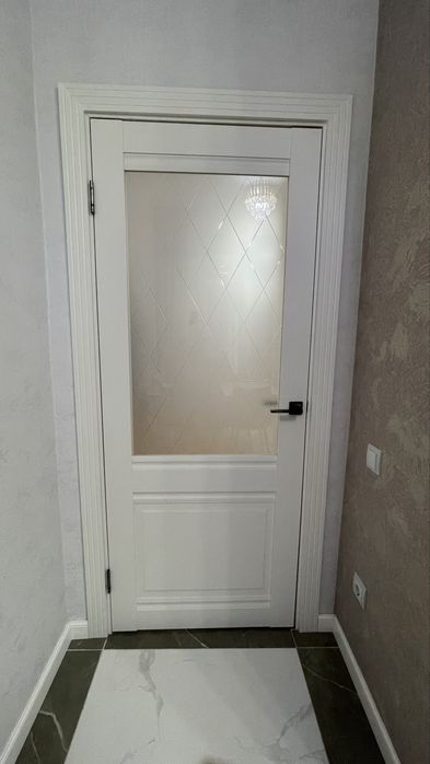 Двери белые в комплекте бу