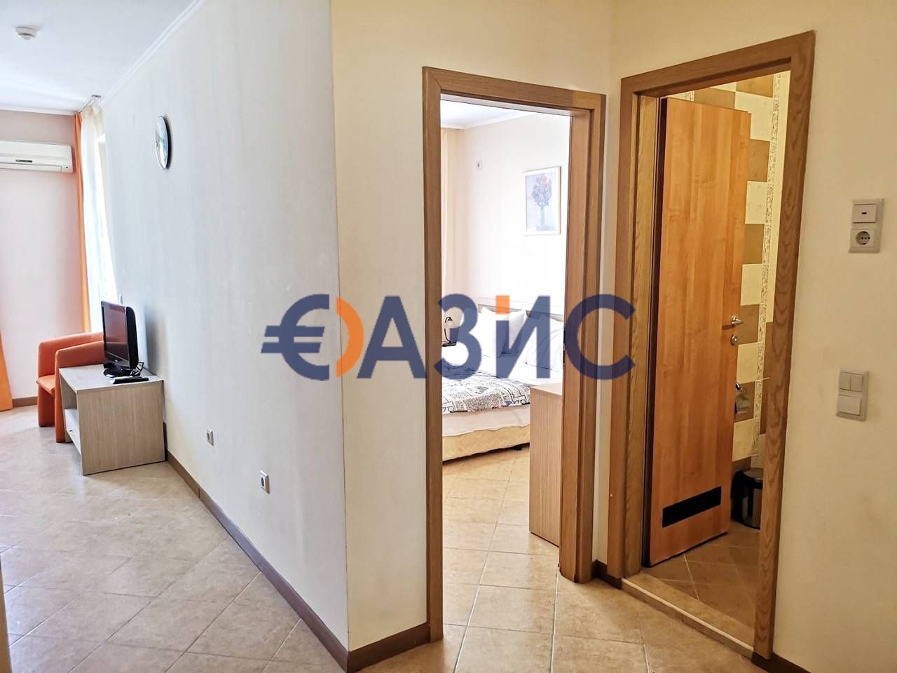 Продава се Двустаен апартамент в к.к. Слънчев бряг - 55 кв.м за 1291 €/кв.м - Снимка #7