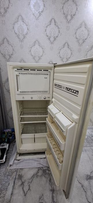Продаётся холодильник