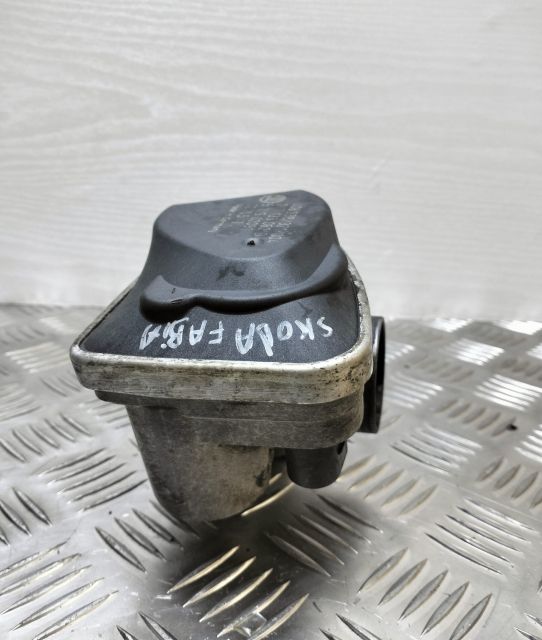 Clapeta acceleratie  047133062D Volkswagen VW Polo a 3-a generatie 6N