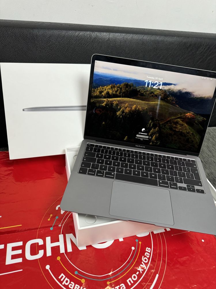 KATO HOB 256GB MacBook Air 13-inch Гаранция Technopolis 2023г. Gray