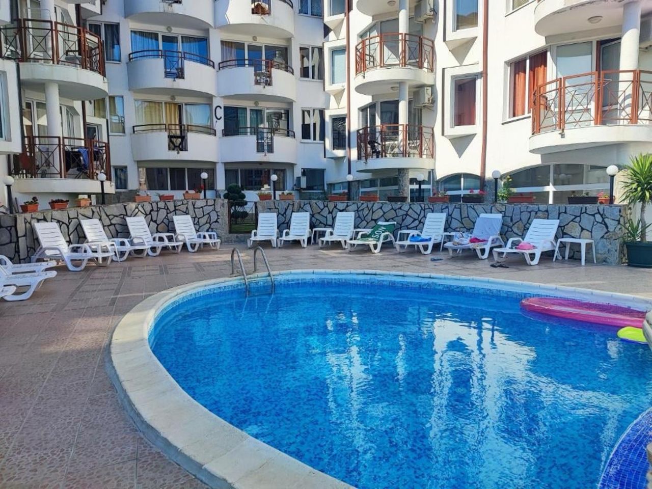 Продава се Едностаен апартамент в София, Студентски град - 31 кв.м за 1484 €/кв.м - Снимка #1