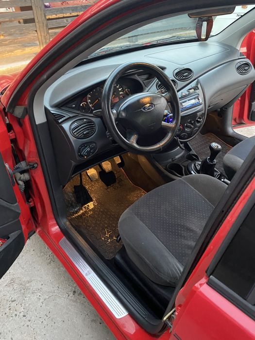 Vand sau schimb ford focus