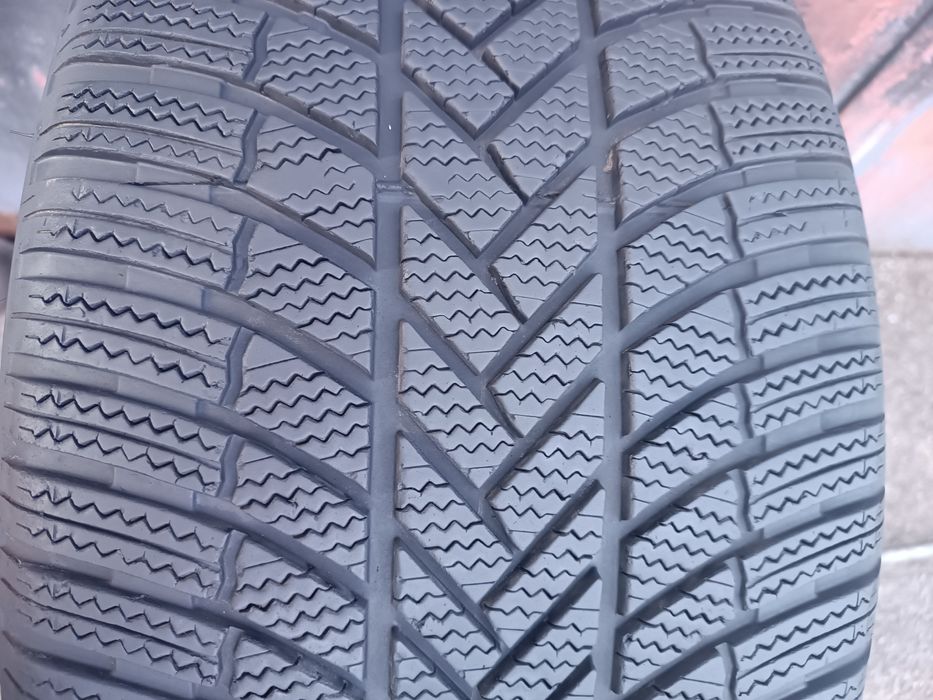 285/40/21 Bridgestone Дот 3523