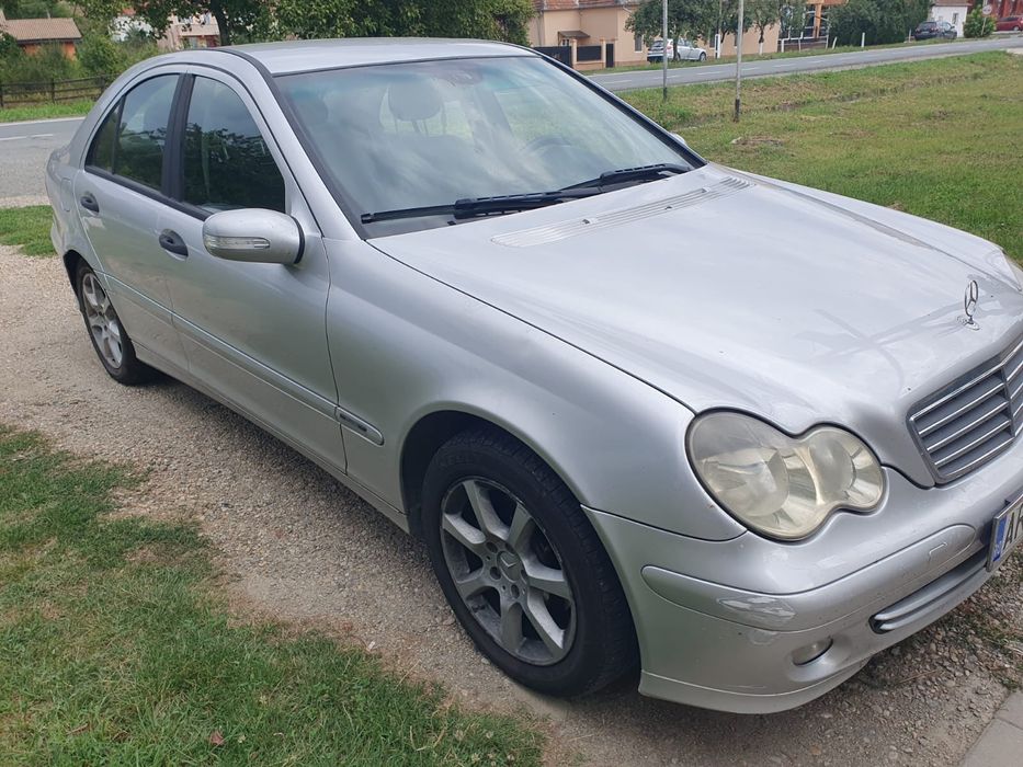 Mercedes c class w 203
