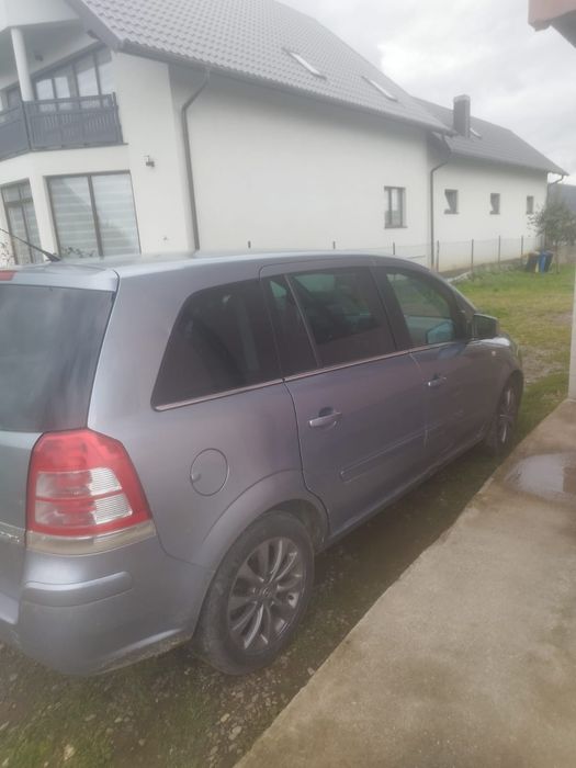 Vand Opel Zafira b din 2011