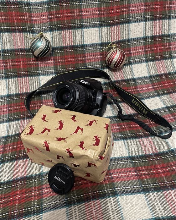 Aparat foto Nikon D3000