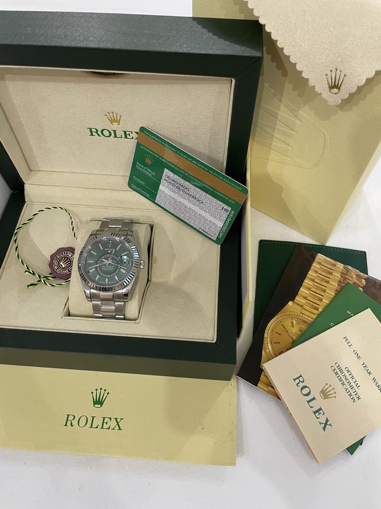 Rolex sky dweller 42mm