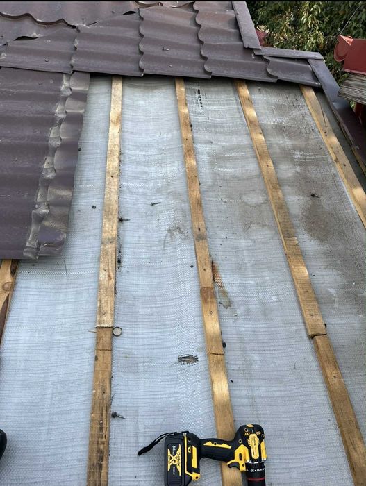 Reparații Acoperișuri/ Dulgherie/ Vopsire/ Terase/ Montaj Tablă