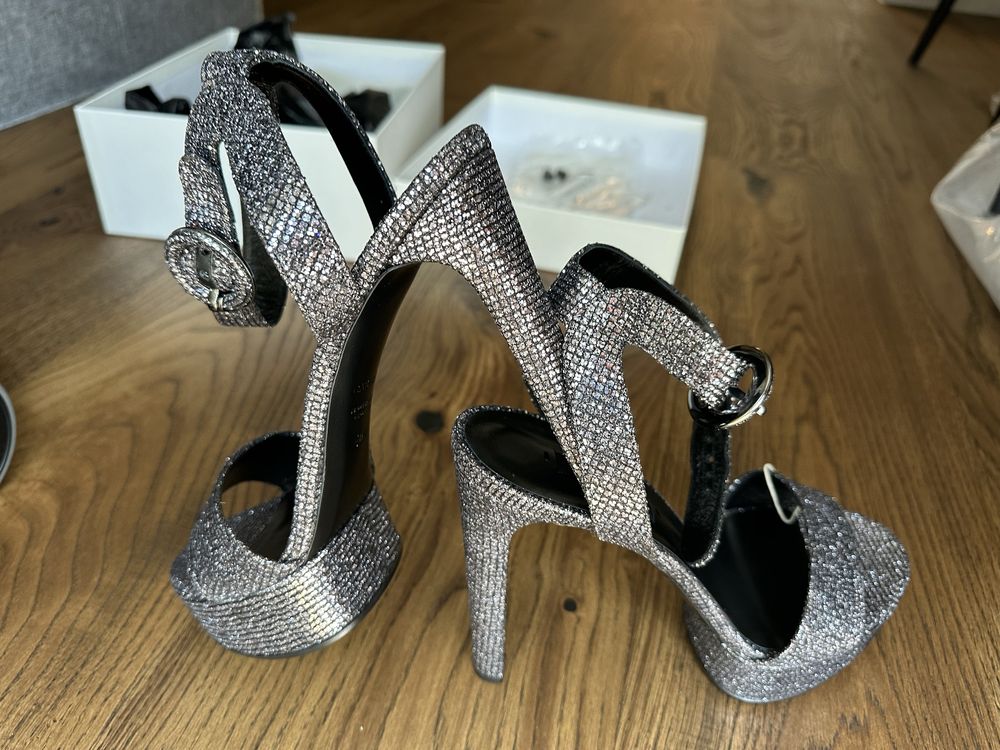 Дамски обувки CASADEI
