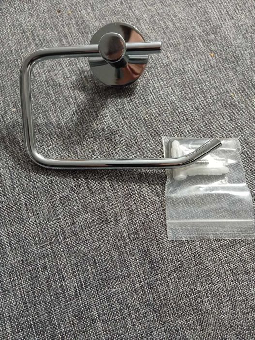 Suport hartie igienica si suport baie