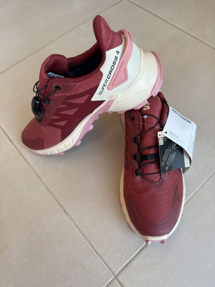 Чисто нови неносени Salomon Supercross 4 GTX