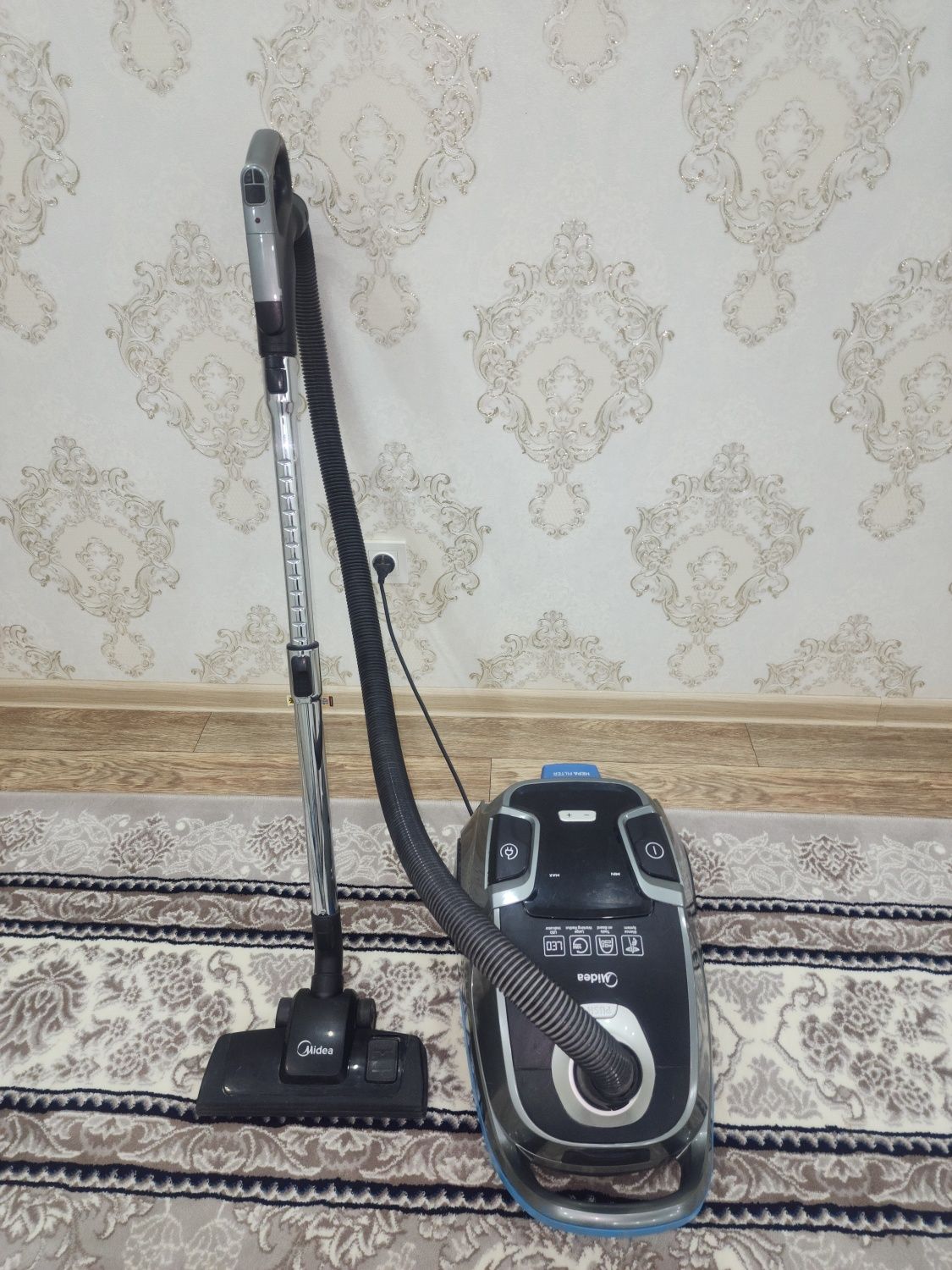 Пилесос MIDEA каттаси