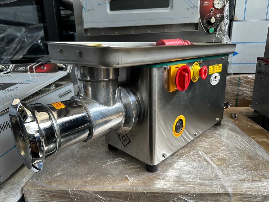 Masina De Tocat Carne No 12, No 22, No 32 In Stoc