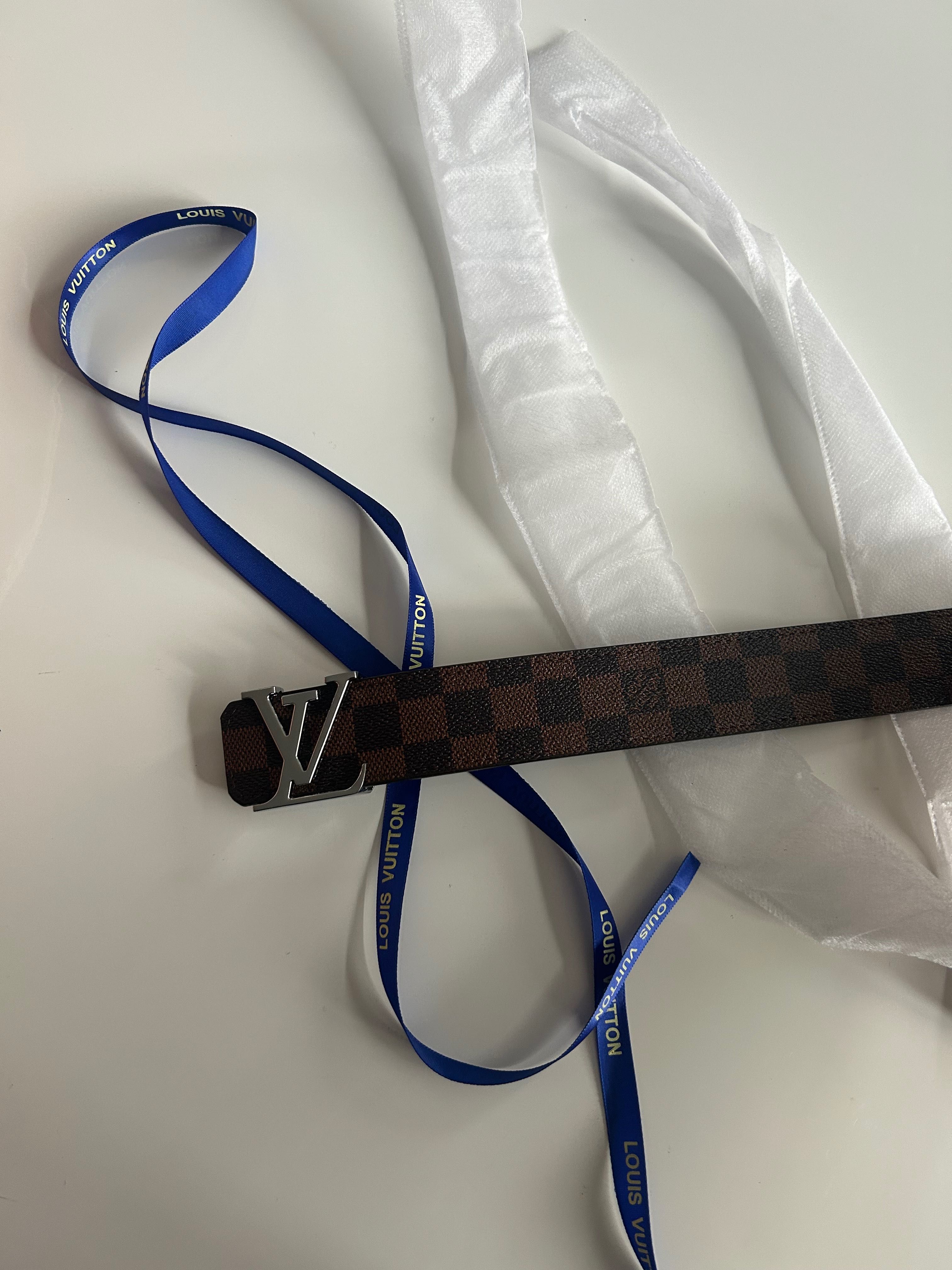 Колани Louis Vuitton