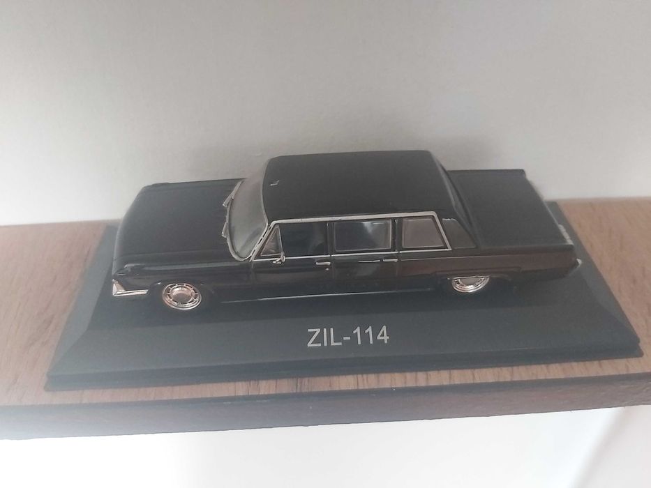 Macheta auto Zil-114 - Masini de Legenda RO, 1:43 Deagostini